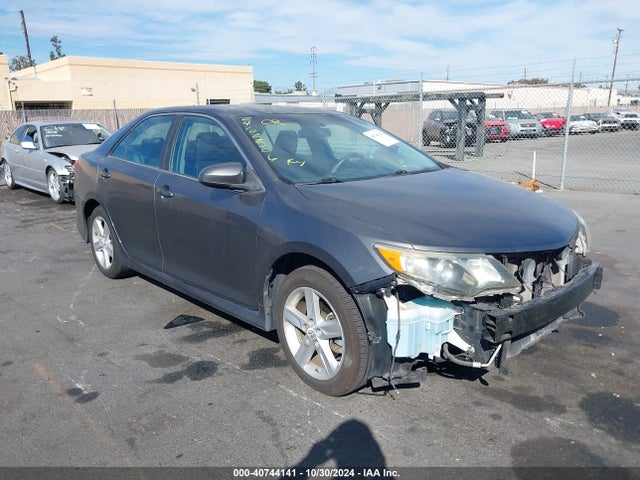 2012 Toyota Camry Se მანქანა იყიდება აუქციონზე, vin: 4T1BF1FK4CU183353, აუქციონის ნომერი: 40744141