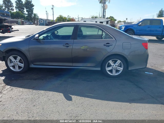 2012 Toyota Camry Se მანქანა იყიდება აუქციონზე, vin: 4T1BF1FK4CU183353, აუქციონის ნომერი: 40744141