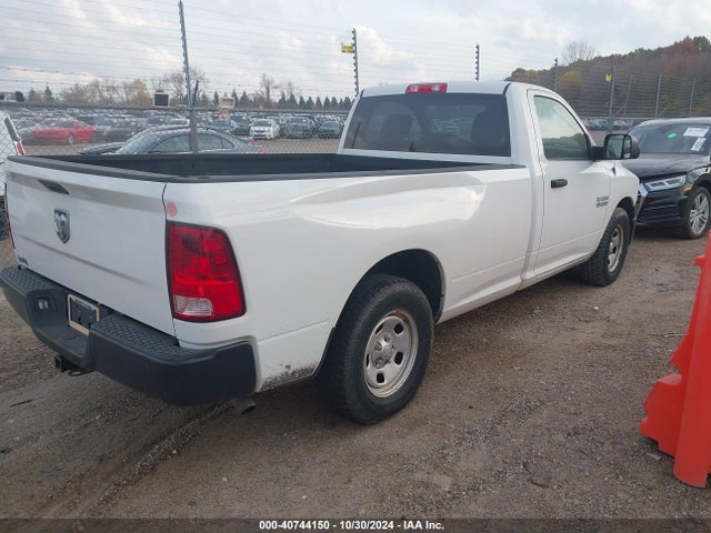 3C6JR6DG3EG111379 RAM 1500 Tradesman