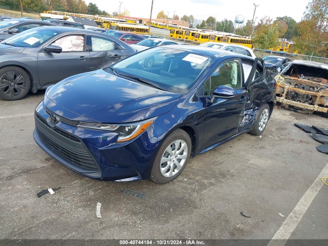 Toyota COROLLA LE 2023 JTDB4MEE7PJ004849 Image 2