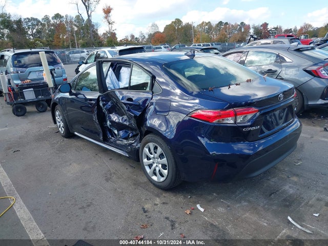 Toyota COROLLA LE 2023 JTDB4MEE7PJ004849 Image 3