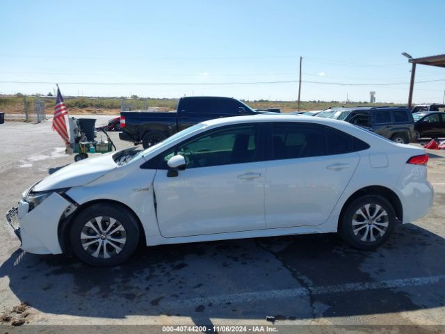 JTDEAMDE6MJ007258 Toyota Corolla Hybrid Le