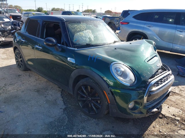 2018 MINI COOPER HARDTOP WMWXU3C54J2F51355 Photo 0