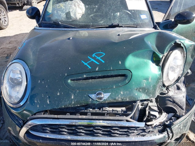 2018 MINI COOPER HARDTOP WMWXU3C54J2F51355 Photo 9