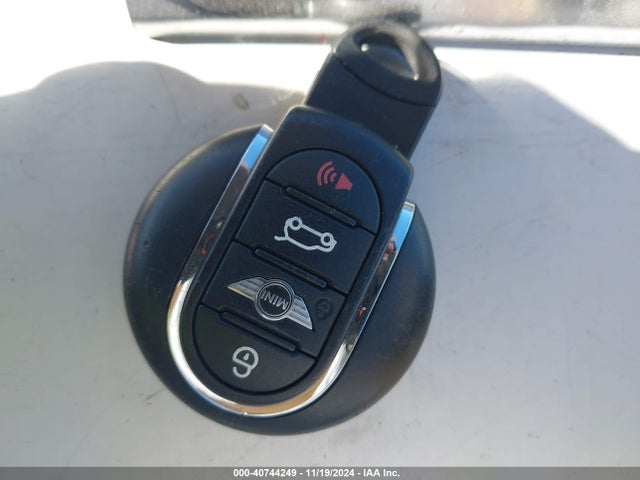 2018 MINI COOPER HARDTOP WMWXU3C54J2F51355 Photo 10