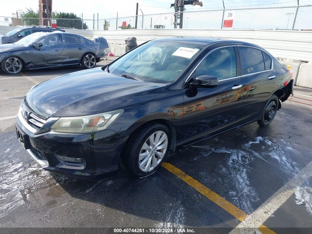 Honda ACCORD EX 2015 1HGCR2F7XFA025673 Image 2