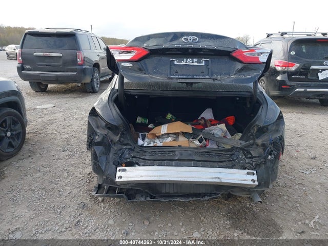 4T1B11HK9JU619588 Toyota CAMRY LE