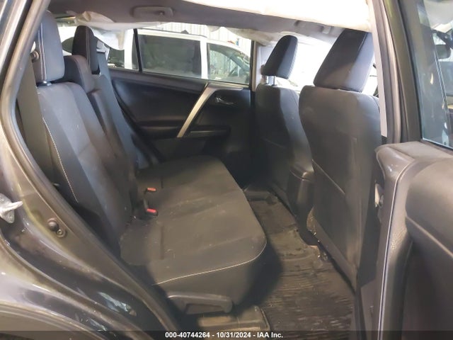 Toyota Rav4 Xle 2017 JTMRFREV2HJ137963 Image 8