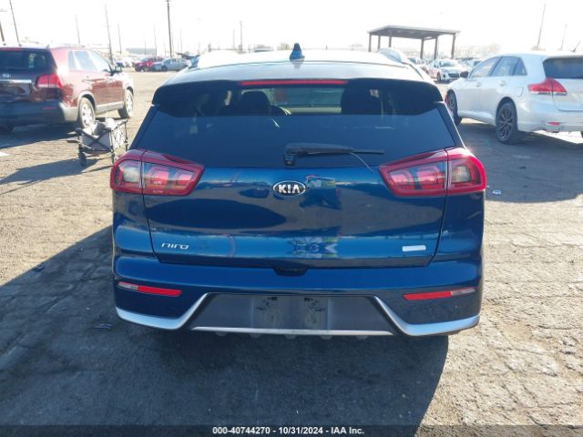 KNDCB3LC6K5285081 KIA NIRO LX