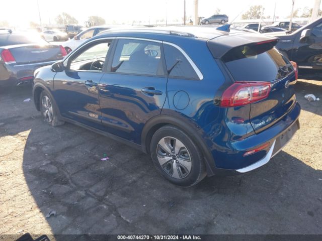 KNDCB3LC6K5285081 KIA NIRO LX
