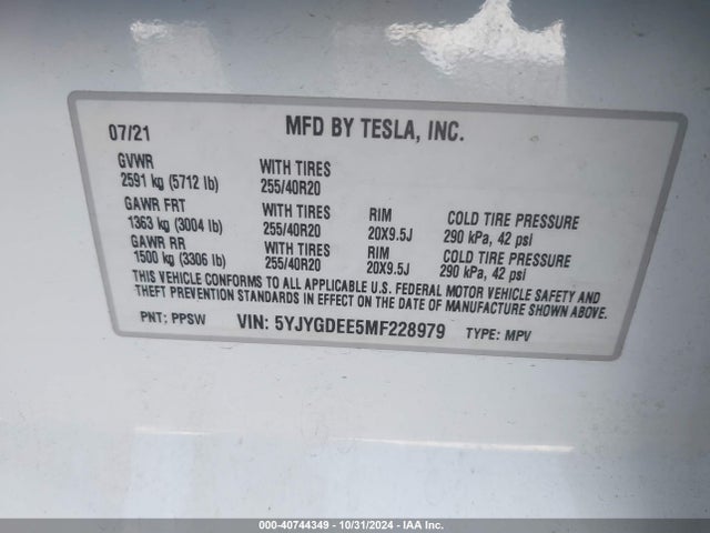 2021 TESLA MODEL Y 5YJYGDEE5MF228979 Photo 8