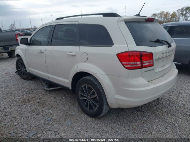 2018 DODGE JOURNEY 3C4PDCAB9JT363857 Photo 2