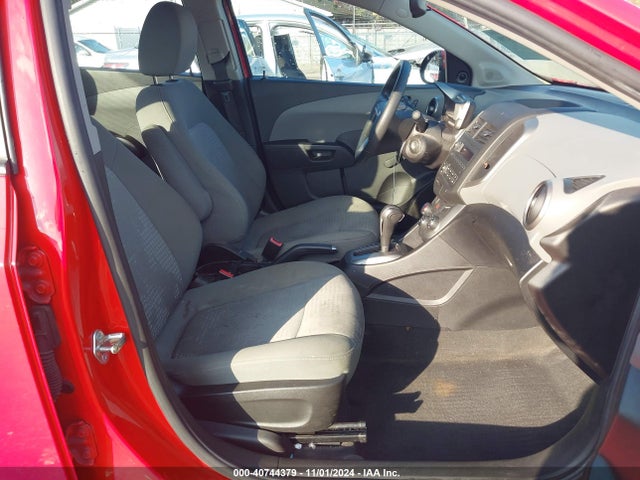 1G1JA5SG4E4158696 Chevrolet Sonic Ls Auto