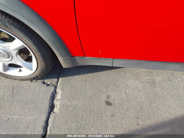 2006 MINI COOPER WMWRC33516TK72648 Photo 5