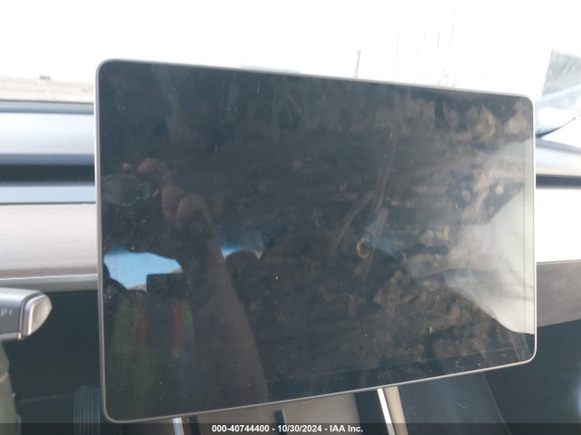 5YJ3E1EA2JF172748 Tesla Model 3 Long Range/mid Range