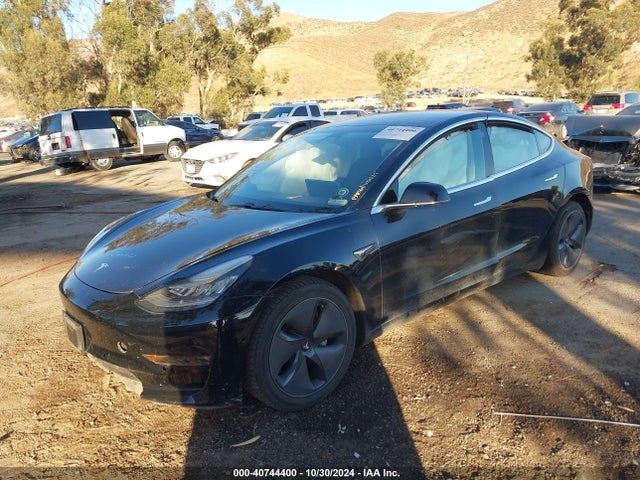 2018 TESLA MODEL 3 5YJ3E1EA2JF172748 Photo 1