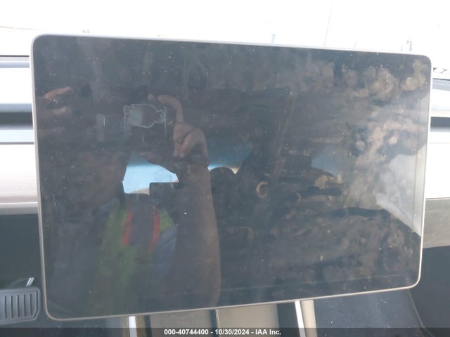 2018 TESLA MODEL 3 5YJ3E1EA2JF172748 Photo 6