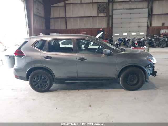 Nissan ROGUE S 2019 KNMAT2MV0KP500117 Image 13