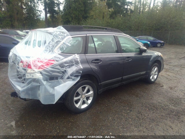 4S4BRBAC7E3318573 Subaru Outback 2.5i