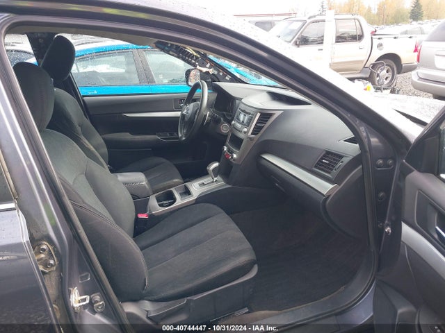 4S4BRBAC7E3318573 Subaru Outback 2.5i