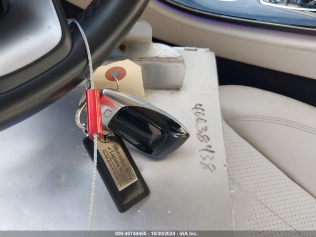 WDDZF4JB9HA241208 Mercedes-Benz E 300