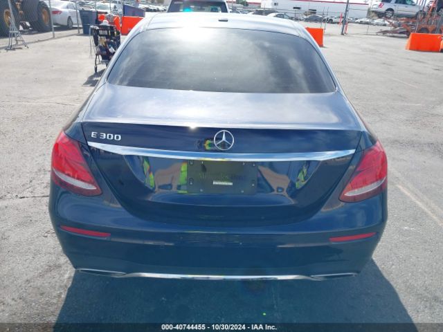 WDDZF4JB9HA241208 Mercedes-Benz E 300