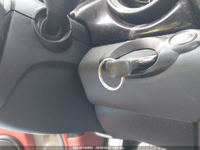 2008 MINI COOPER S WMWMF735X8TV34730 Photo 10