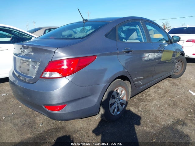 Hyundai ACCENT SE 2017 KMHCT4AE1HU205994 Image 4