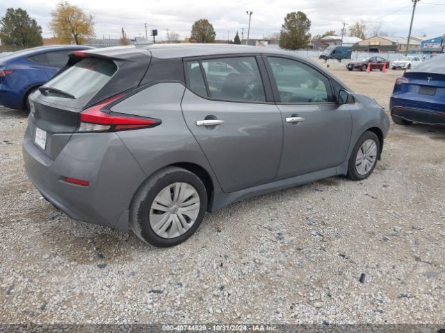 1N4AZ1BV1PC555255 Nissan Leaf S 40 Kwh