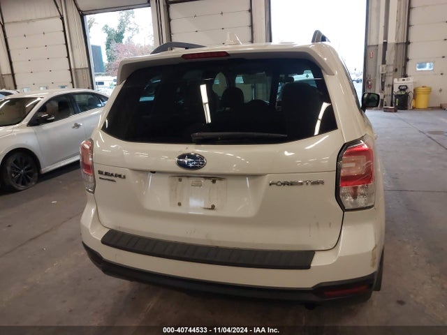 Subaru Forester 2.5i Premium 2018 JF2SJAGC1JH508302 Image 16