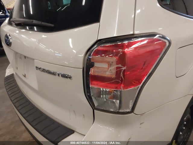 Subaru Forester 2.5i Premium 2018 JF2SJAGC1JH508302 Image 20