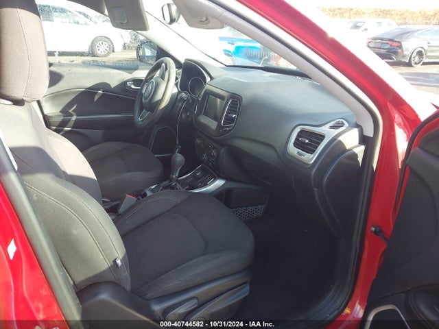 3C4NJDAB7JT248907 Jeep Compass Sport 4x4