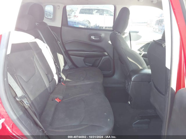 3C4NJDAB7JT248907 Jeep Compass Sport 4x4