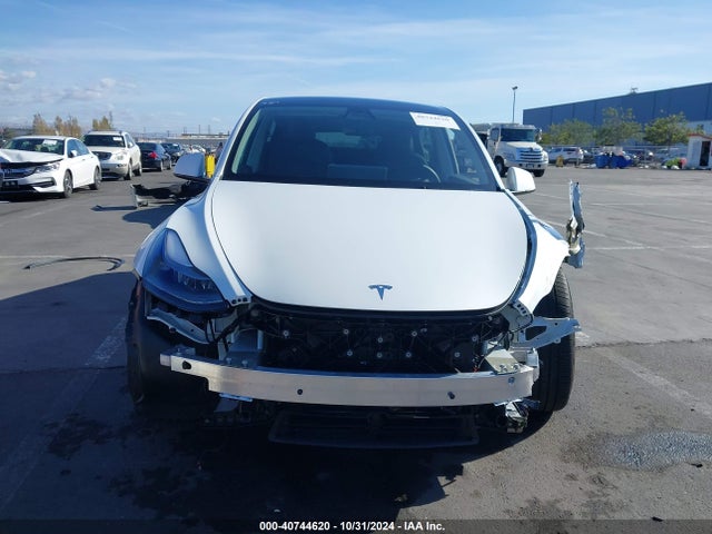 7SAYGDEF7NF488104 Tesla Model Y Performance Dual Motor All-wheel Drive