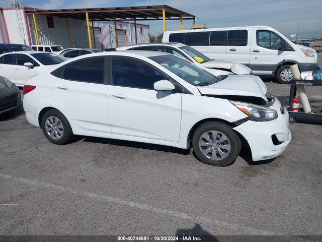 Hyundai ACCENT SE 2017 KMHCT4AE8HU173268 Image 13