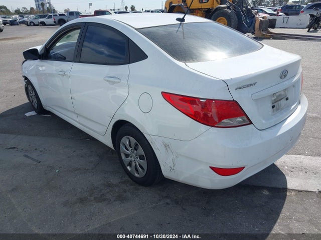 Hyundai ACCENT SE 2017 KMHCT4AE8HU173268 Image 3