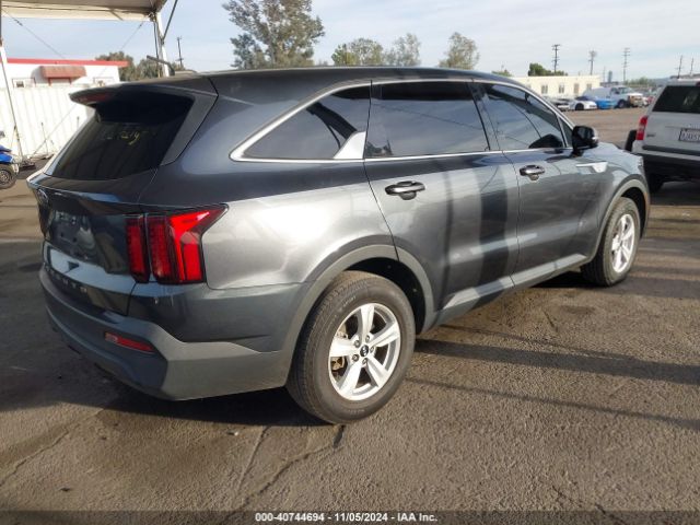 5XYRG4LC8MG017256 KIA SORENTO LX