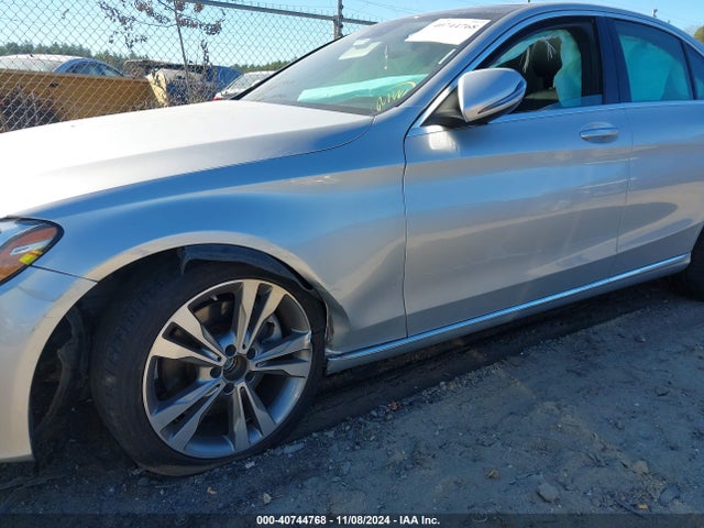 2016 Mercedes-benz C 300 4matic/luxury 4matic/sport 4matic მანქანა იყიდება აუქციონზე, vin: WDDWF4KB2GR166529, აუქციონის ნომერი: 40744768