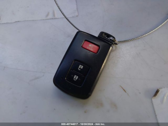 Toyota Prius V Four 2017 JTDZN3EU5HJ070816 Image 11