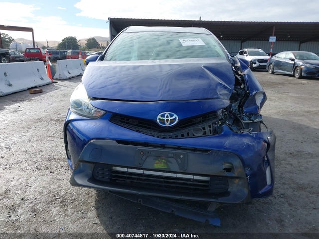 Toyota Prius V Four 2017 JTDZN3EU5HJ070816 Image 13