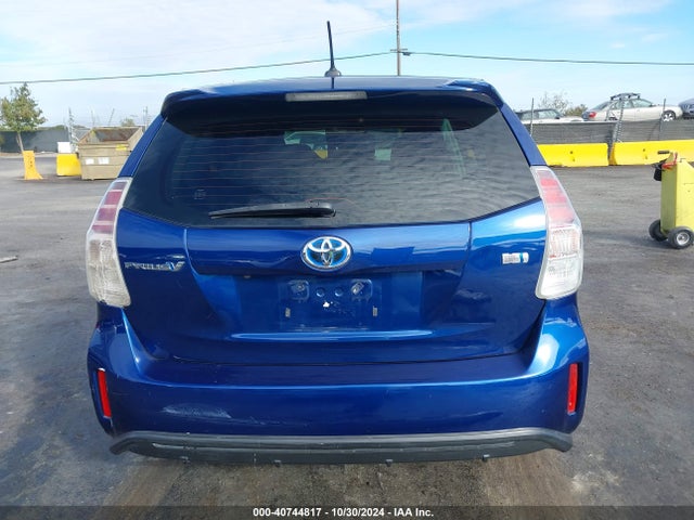 Toyota Prius V Four 2017 JTDZN3EU5HJ070816 Image 17