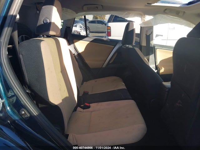 Toyota Rav4 Xle 2017 JTMWFREV2HD098664 Image 8