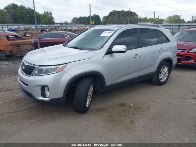 5XYKT3A66EG471897 KIA SORENTO LX