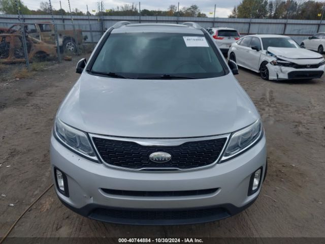 5XYKT3A66EG471897 KIA SORENTO LX