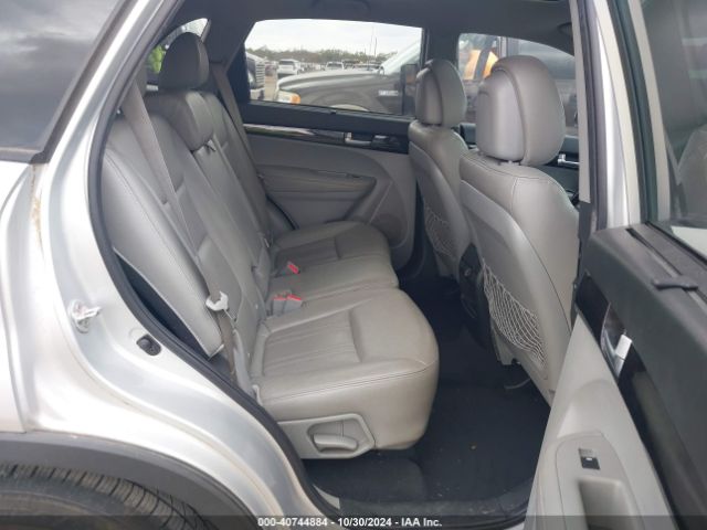 5XYKT3A66EG471897 KIA SORENTO LX