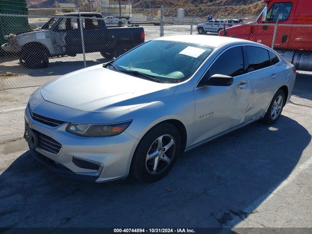 Chevrolet Malibu 1ls 2018 1G1ZB5ST5JF240464 Image 2