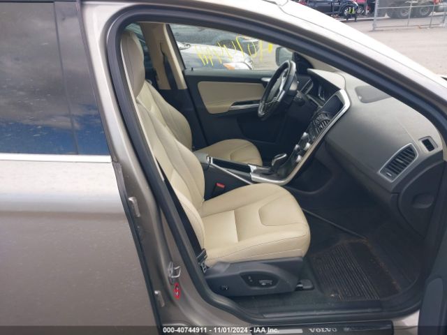 YV4612RM2G2866822 Volvo Xc60 T5 Platinum