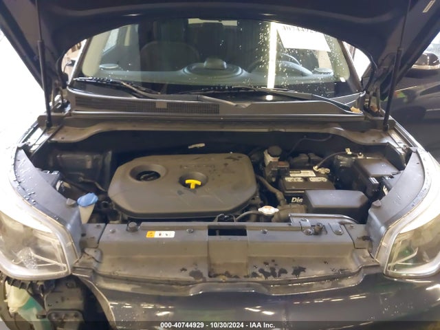 KIA SOUL + 2014 KNDJP3A57E7032969 Image 10