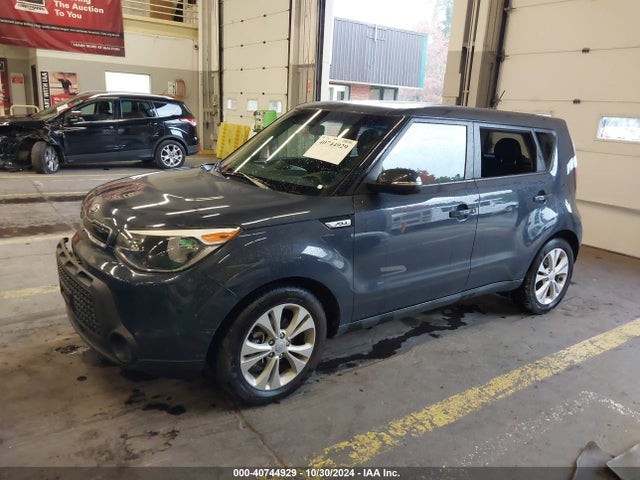 KIA SOUL + 2014 KNDJP3A57E7032969 Image 2