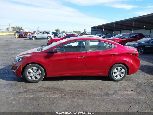 Hyundai ELANTRA SE 2016 5NPDH4AE2GH726631 Image 14